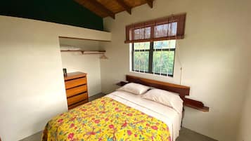 2 bedrooms, in-room safe, iron/ironing board, WiFi