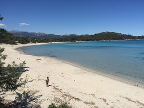 Platja a a prop 