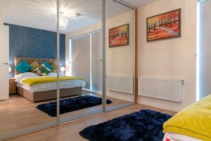 2 bedrooms, desk, iron/ironing board, free WiFi