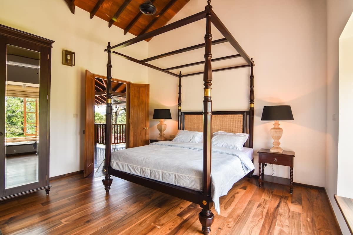 Deluxe-Zimmer, 1 King-Bett, Nichtraucher, Gartenblick | 1 Schlafzimmer, Bettwäsche aus ägyptischer Baumwolle