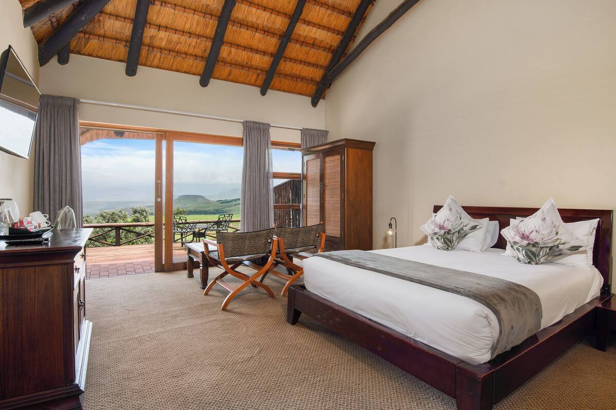 디럭스룸 | 고급 침구, 객실 내 금고, 책상, 노트북 작업 공간