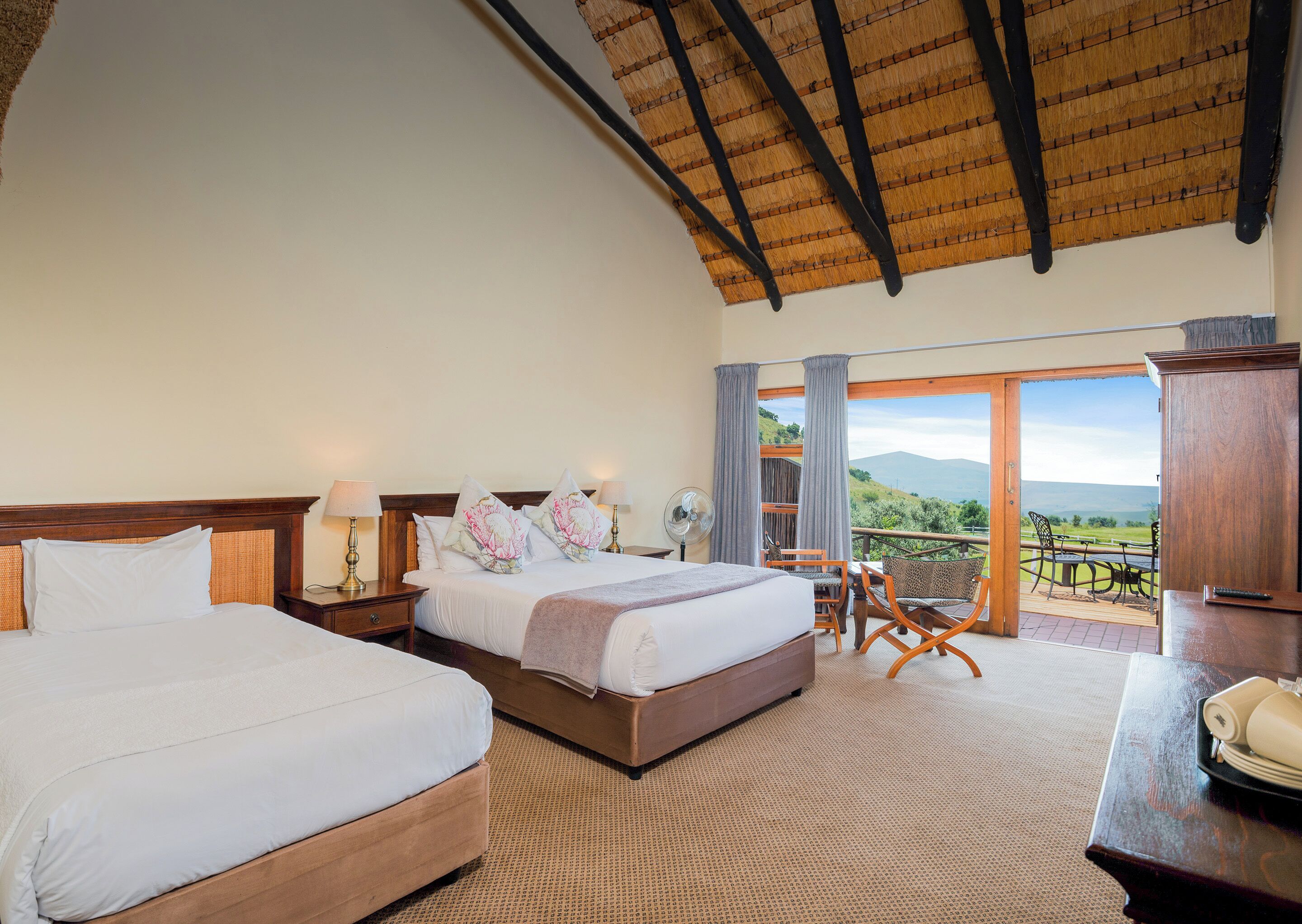 패밀리룸 (Deluxe) | 고급 침구, 객실 내 금고, 책상, 노트북 작업 공간