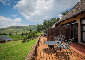 Family Room (Deluxe) | In-room safe, desk, laptop workspace, iron/ironing board - Little Switzerland Resort (Jagersrust)