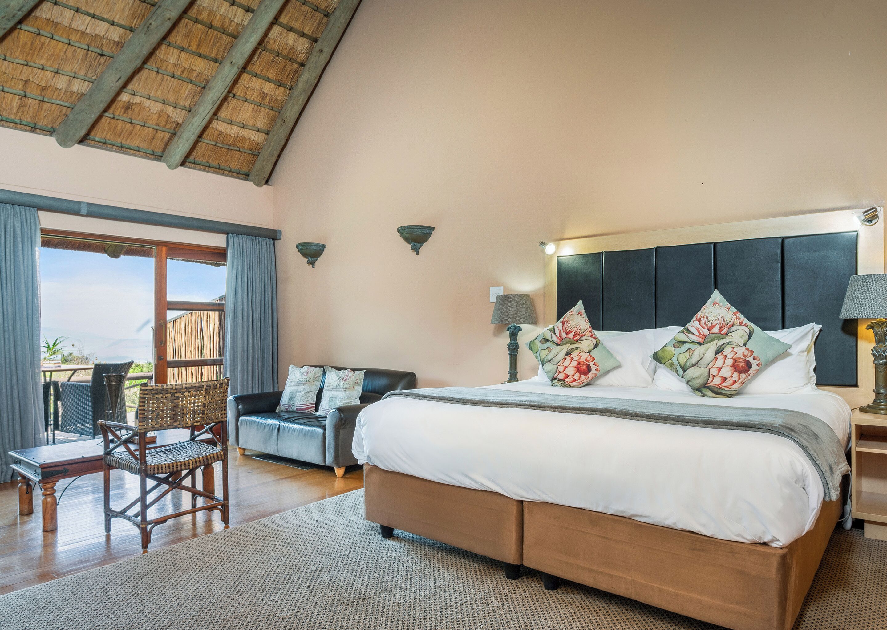 이그제큐티브 스위트 | 고급 침구, 객실 내 금고, 책상, 노트북 작업 공간