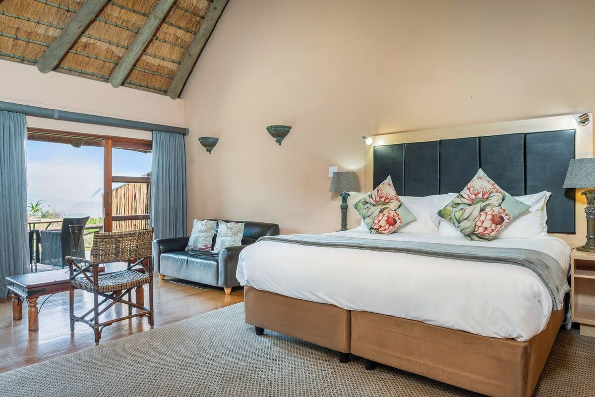 이그제큐티브 스위트 | 고급 침구, 객실 내 금고, 책상, 노트북 작업 공간