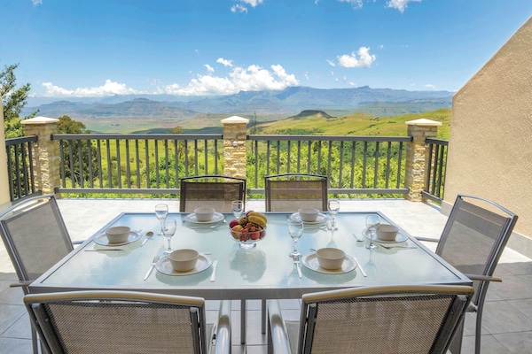 Superior Chalet, 2 Bedrooms | Mountain view