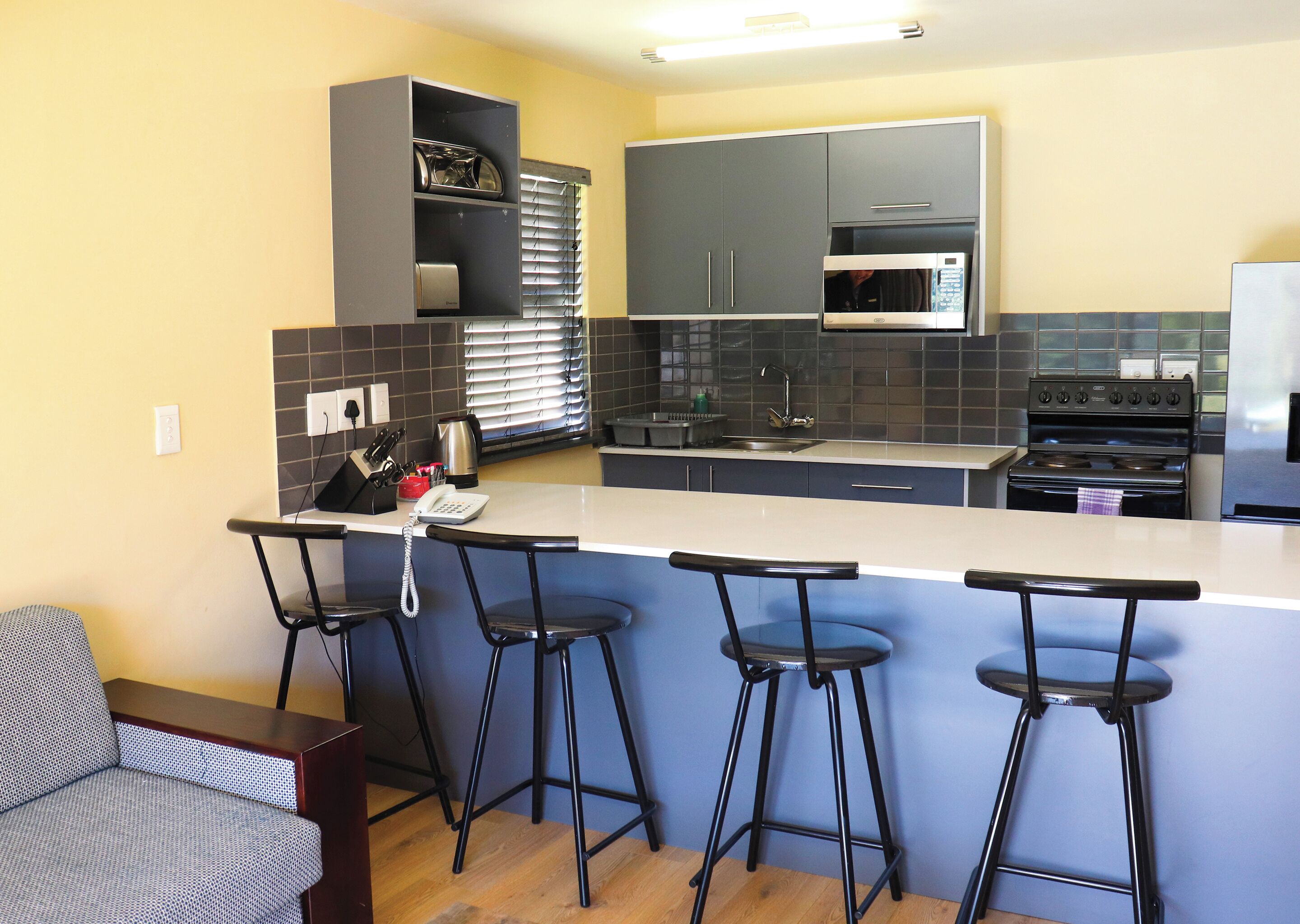 standard chalet, 2 bedrooms | private kitchen | electric kettle