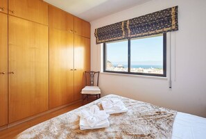 1 soverom, strykejern/-brett, wi-fi (inkludert) og sengetøy