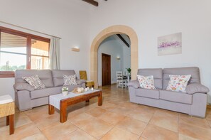 Televisie en een tafeltennistafel