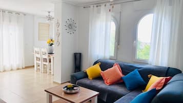 Tv, Netflix, ett bordtennisbord och streamingtjänster