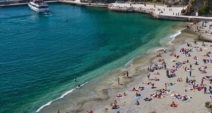 Nice Apartment in a splendid quiet area - seaview