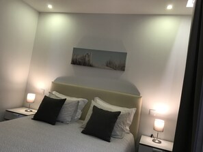 Lejlighed - 3 soveværelser - terrasse | Mørklægningsgardiner, gratis Wi-Fi, sengetøj