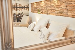 Standard Double Room | Minibar, in-room safe, individually decorated, individually furnished