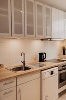 Comfort-Einzelzimmer | Eigene Küche | Wasserkocher mit Kaffee-/Teezubehör, Wasserkocher