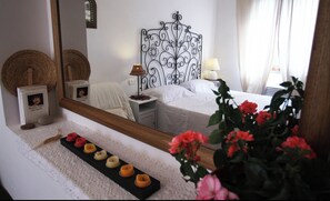 2 quartos, berço de viagem, Wi-Fi de cortesia, roupa de cama