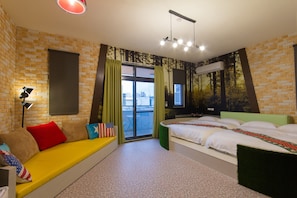 Chambre Quadruple Standard, 2 lits doubles | Vue de la chambre
