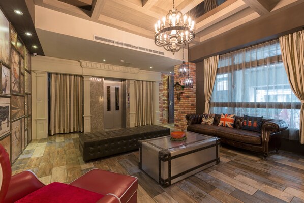 Sala de estar en el lobby