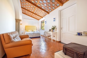 1 bedroom, in-room safe, free WiFi, bed sheets