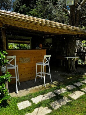 Bar (en la propiedad)