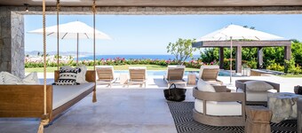 Ocean View Villa w/ Private tunnel to beautiful Beach - Brand New Construction