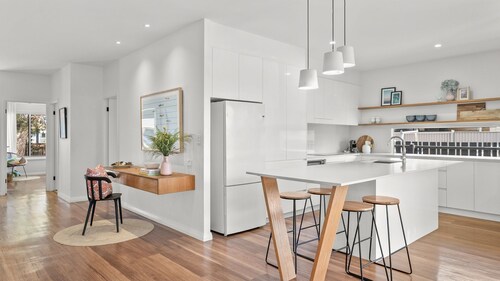 Paperbark - 1/10 Cedar Street