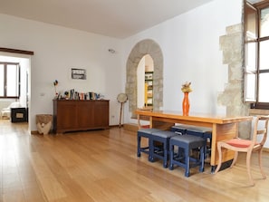 Apartment, 1 Bedroom | In-room dining - Vucciria Loft (Palermo)