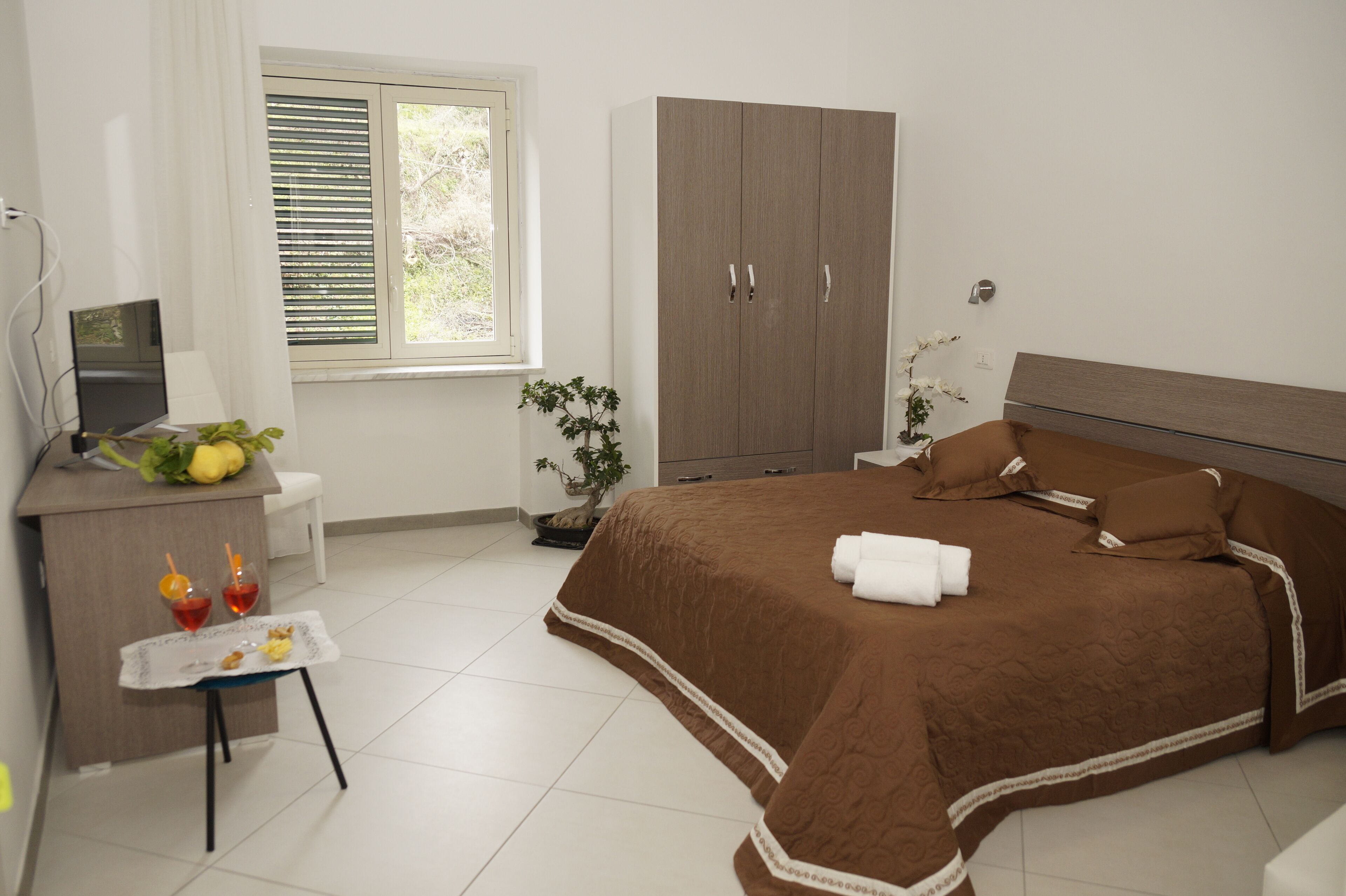 classic double room, mountain view | hypo-allergenic bedding, desk, blackout curtains, soundproofing