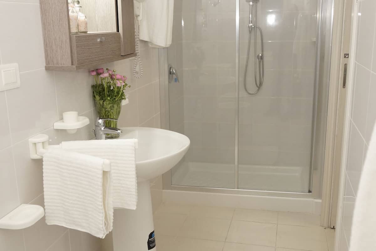 classic quadruple room, mountain view | bathroom | shower, rainfall showerhead, free toiletries, hair dryer