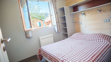 Chalet (4/6 people) | Individueel gedecoreerd, individueel gemeubileerd
