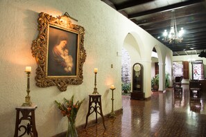 Interior - San Miguel Beautiful Colonial Residence Available In The Heart Of Granada (Granada)