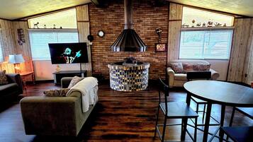 TV, fireplace, DVD player, stereo