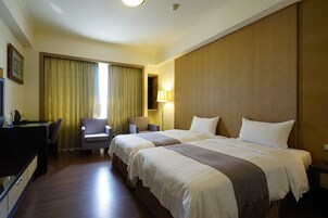 Down duvets, minibar, desk, blackout curtains
