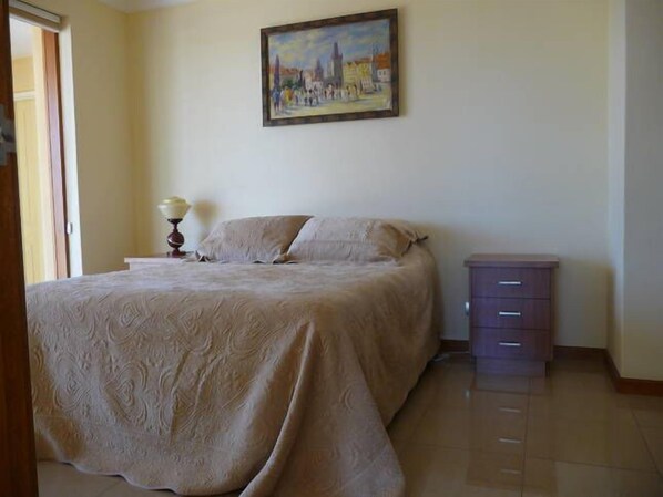 1 quarto, ferros/tábuas de passar roupa, Wi-Fi de cortesia