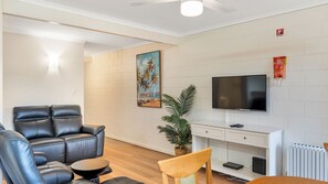 Smart-TV og DVD-spiller