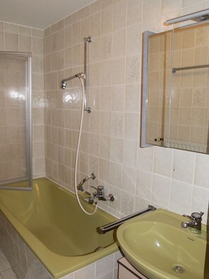 Apartment (Bella incl. 35 EUR cleaning fee) | Badezimmer