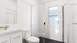 Shower, towels