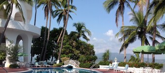 Geräumiges Apartment am Meer mit atemberaubender Aussicht, Resortkomplex mit 3 Pools