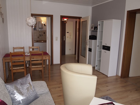 Apartment (Biene) | Living area