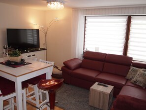 Apartment (Harz und Herzlich incl.35EUR cleaning) | Wohnbereich | Flachbildfernseher