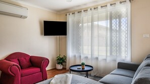 TV, DVD player