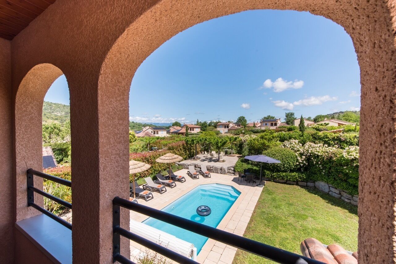 Piscine extérieure, piscine chauffée