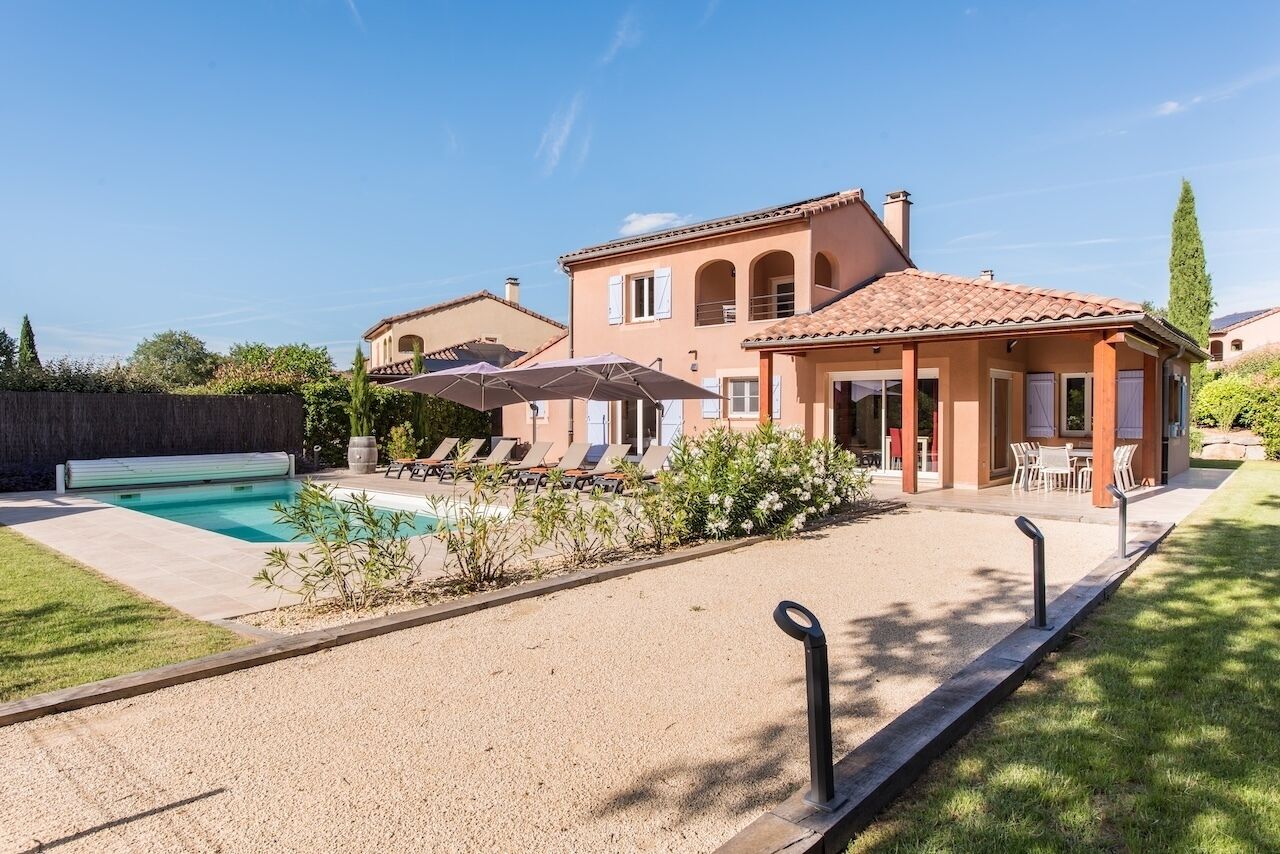 Piscine extérieure, piscine chauffée