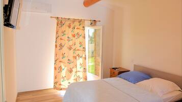 2 chambres, fer et planche Ă repasser, Wi-Fi, draps fournis