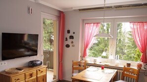 อพาร์ทเมนท์ (Schüler-Paradies incl.25EUR cleaning) | ทีวี