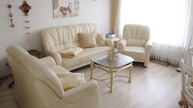 Apartment (Schimmer incl. 30 EUR cleaning fee) | Living room | Flat-screen TV