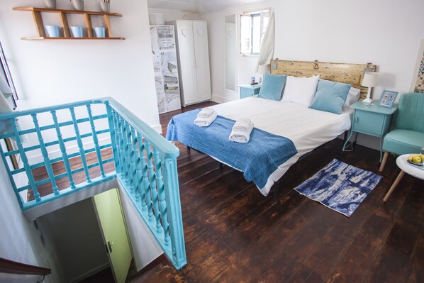 Romantic Room, River View | Premium bedding, minibar, individually decorated, soundproofing