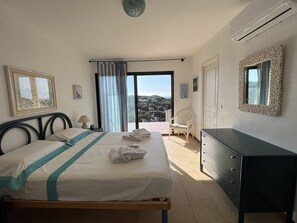 7 chambres, fer et planche à repasser, Wi-Fi gratuit, draps fournis