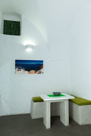 Traditional Double Room (Without View) | Living area - Corrado Caldera Apartments (Santorini)