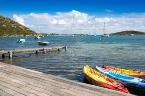 Unclassified image, 3 of 38, button - Waterfront villa 4 bedrooms, 3 bathrooms with pool, kayaks, high speed wifi (Cul-de-Sac)