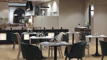 Tägliches inbegriffenes Frühstücksbuffet